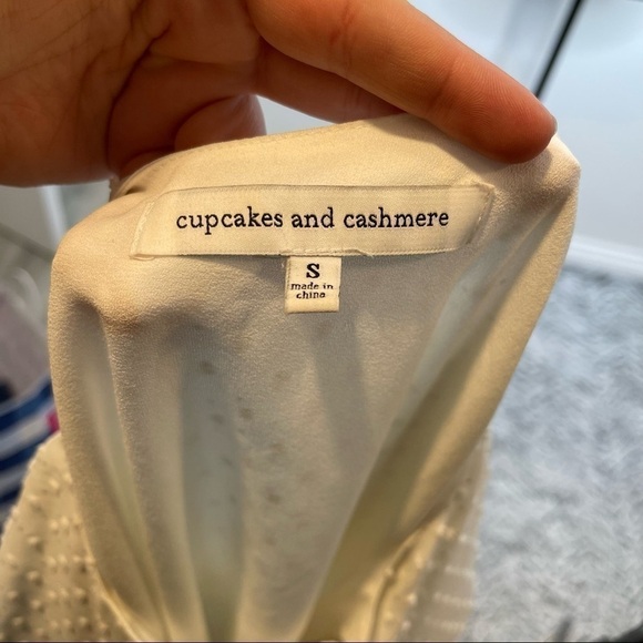 Cupcakes And Cashmere Amber Split-Neck Long-Sleeve Metallic Dot Peplum Blouse - Picture 12 of 13